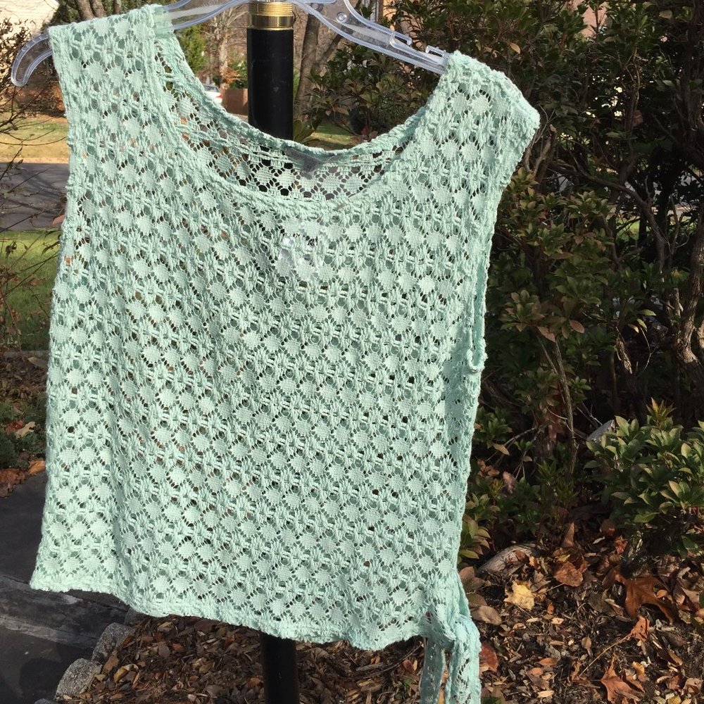 Charlotte Russe Light Green Knitwear Vest